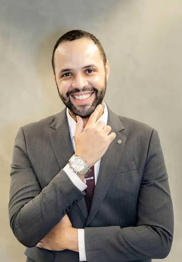 Dr. Valter Silva Gaviglia
